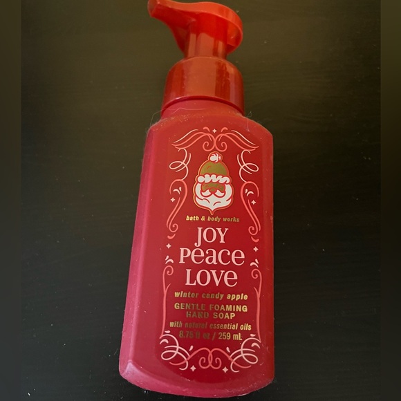 Bath & Body Works Gentle Foaming Hand Soap. Joy, Peace, Love. Winter Candy Apple - Picture 2 of 3
